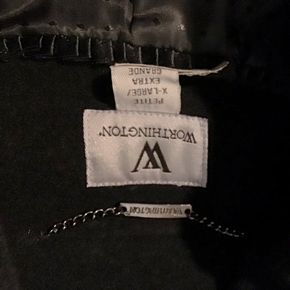 Women’s Wool Coat - Picture 5 of 5